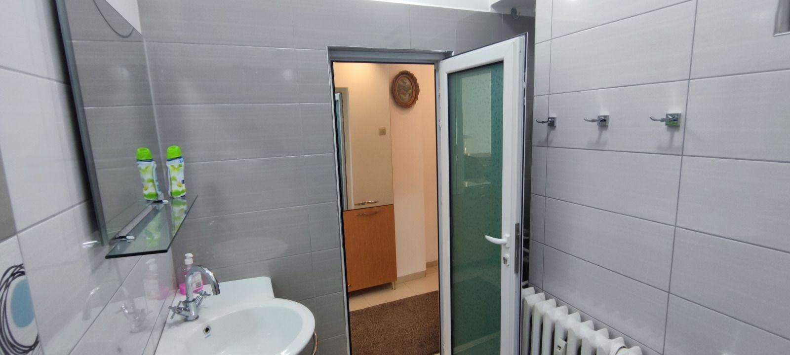 Дава под наем 2-СТАЕН, гр. София, Център, снимка 9 - Апартаменти - 53616282