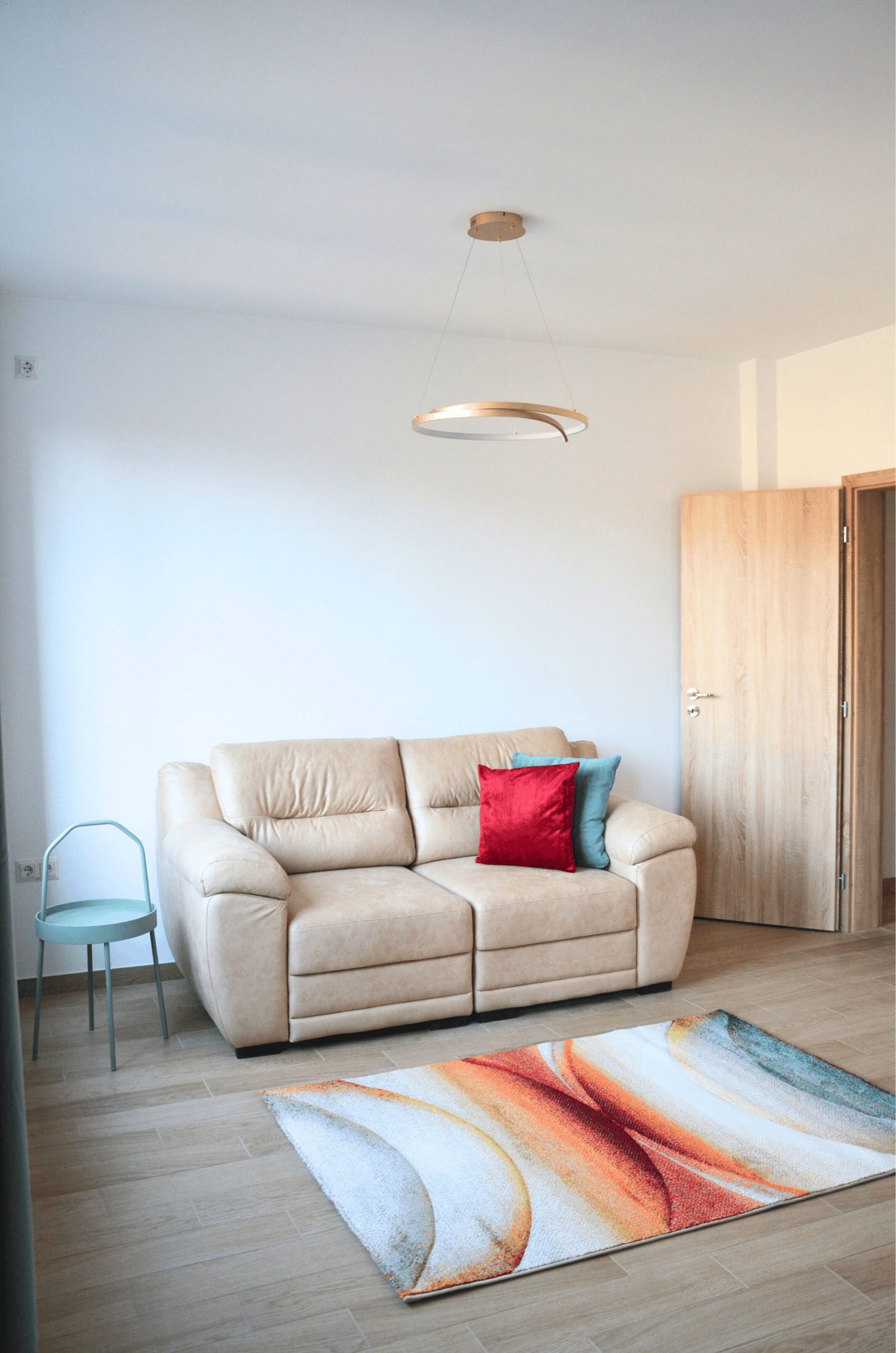 Дава под наем 3-СТАЕН, гр. София, Център, снимка 5 - Апартаменти - 53855022