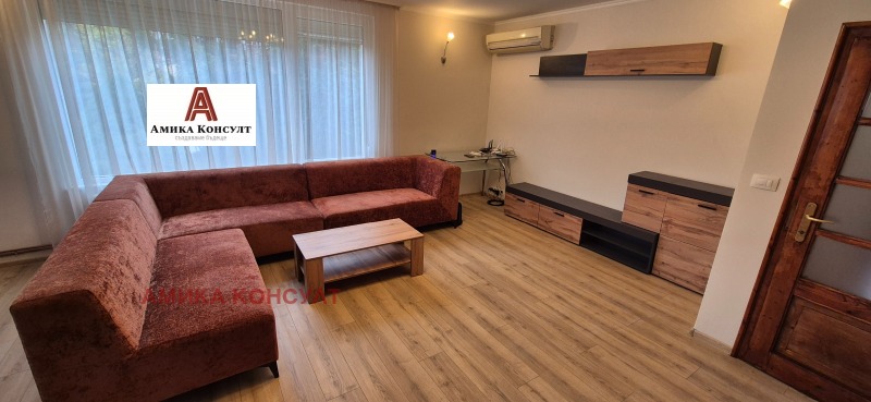 Дава под Наем КЪЩА в град София, с. Панчарево - 210 кв.м / 1 999 € » 3 909.70 лв., АМИКА КОНСУЛТ