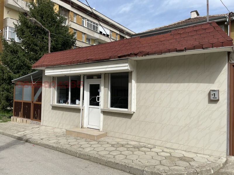 Дава под наем МАГАЗИН, гр. Кърджали, Студен кладенец, снимка 2 - Магазини - 52784900