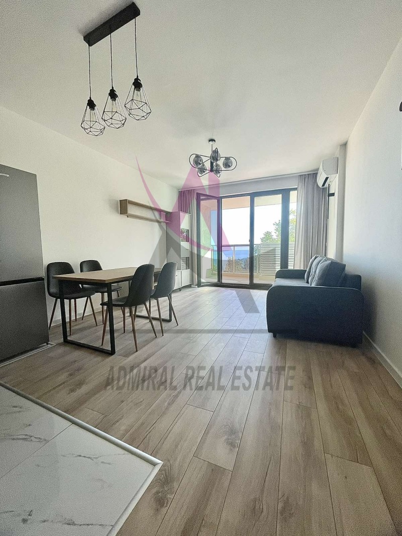 Para alugar  1 quarto Varna , k.k. Sv.Sv. Konstantin i Elena , 67 m² | 38259629 - imagem [2]