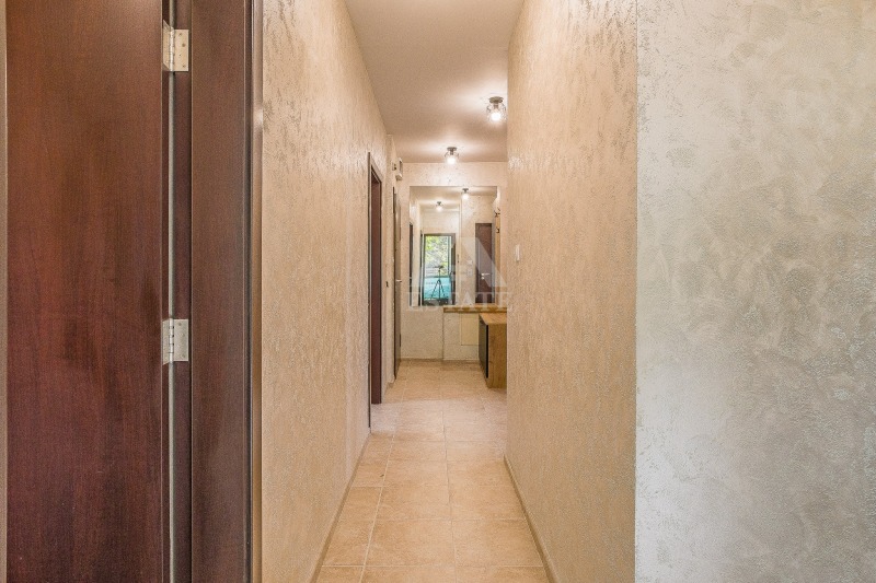 Дава под наем 4-СТАЕН, гр. София, Иван Вазов, снимка 11 - Апартаменти - 52294037