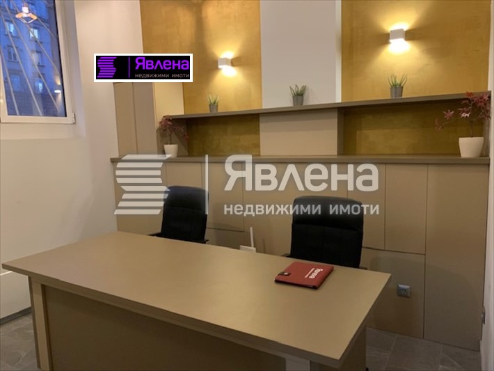 Дава под наем ОФИС, гр. София, Център, снимка 1 - Офиси - 48804317