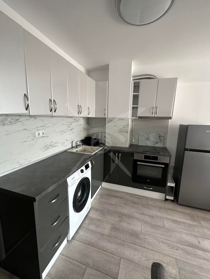 Дава под Наем 3-СТАЕН в град Варна, Погреби - 80 кв.м / 700 € » 1 369.08 лв., ЕКС НВД ООД