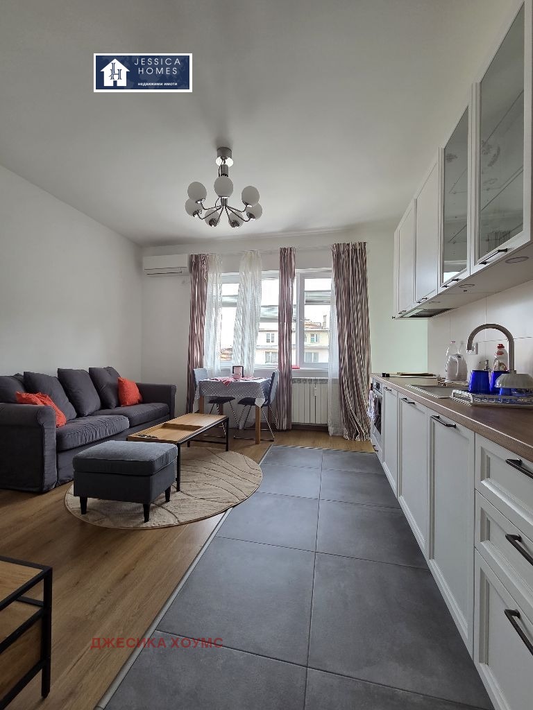 Дава под наем 2-СТАЕН, гр. София, Център