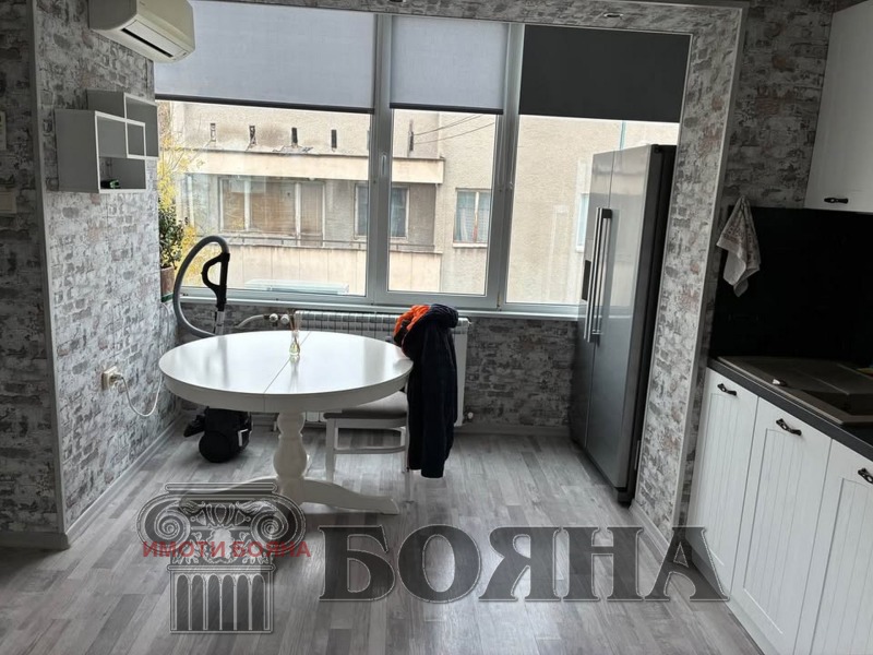 Дава под наем МНОГОСТАЕН, гр. Русе, Център, снимка 2 - Апартаменти - 52605779