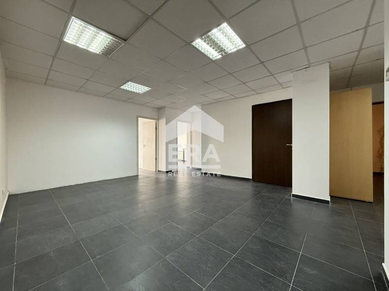 Дава под наем ОФИС, гр. София, Център, снимка 2 - Офиси - 53535070