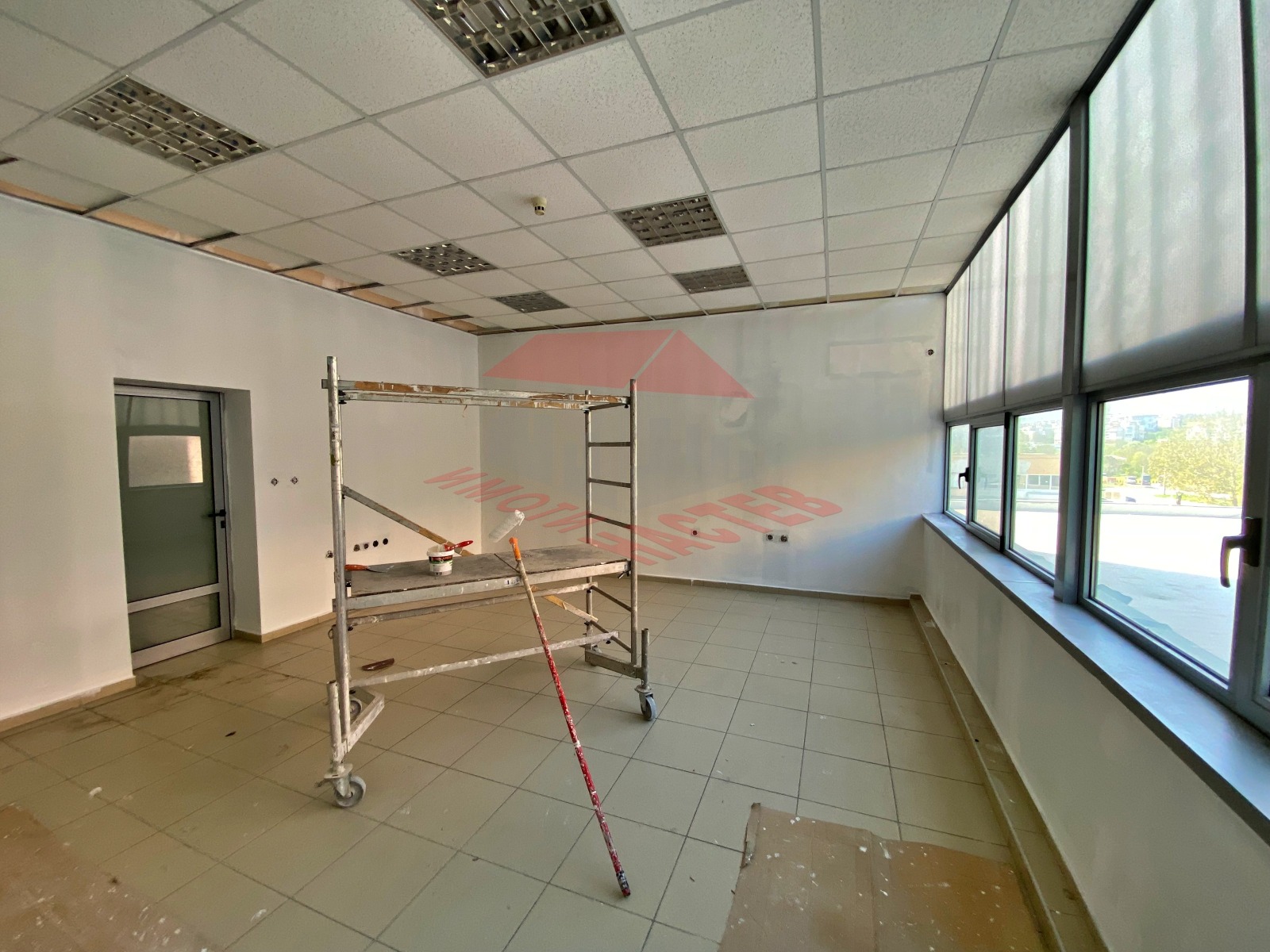 Дава под наем ОФИС, гр. Шумен, Промишлена зона, снимка 3 - Офиси - 54342006