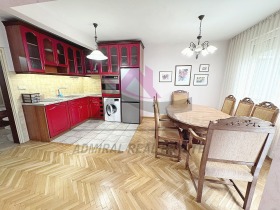 2 camere da letto Konfuto, Varna