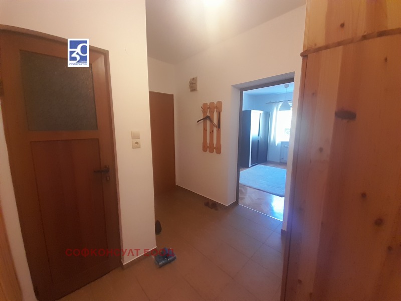 De inchiriat  1 dormitor Sofia , Țentâr , 60 mp | 69137775 - imagine [7]