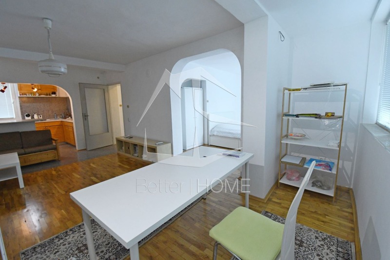 A louer  Maison Sofia , Pantcharevo , 240 m² | 80394106 - image [7]