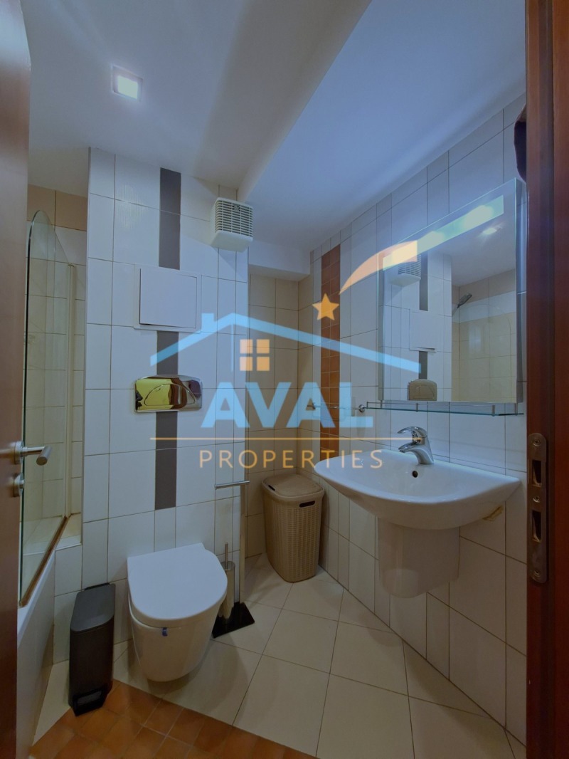 Дава под наем 2-СТАЕН, гр. София, Лозенец, снимка 13 - Апартаменти - 52787842