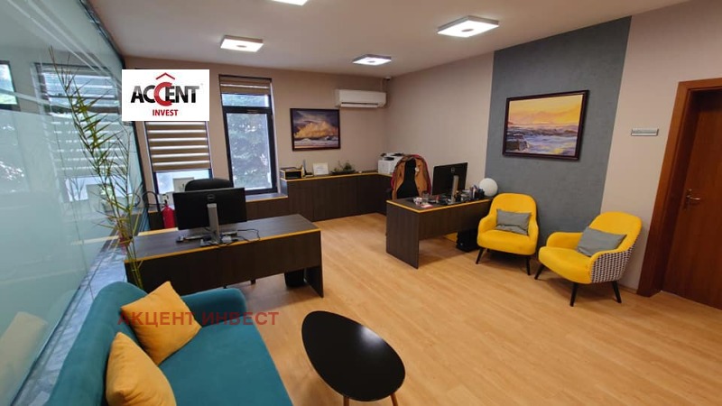 Дава под Наем ОФИС в град Варна, Западна промишлена зона - 380 кв.м / 1 520 € » 2 972.86 лв., АКЦЕНТ ИНВЕСТ