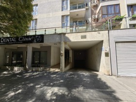 ГАРАЖ, ПАРКОМЯСТО, 20 m2