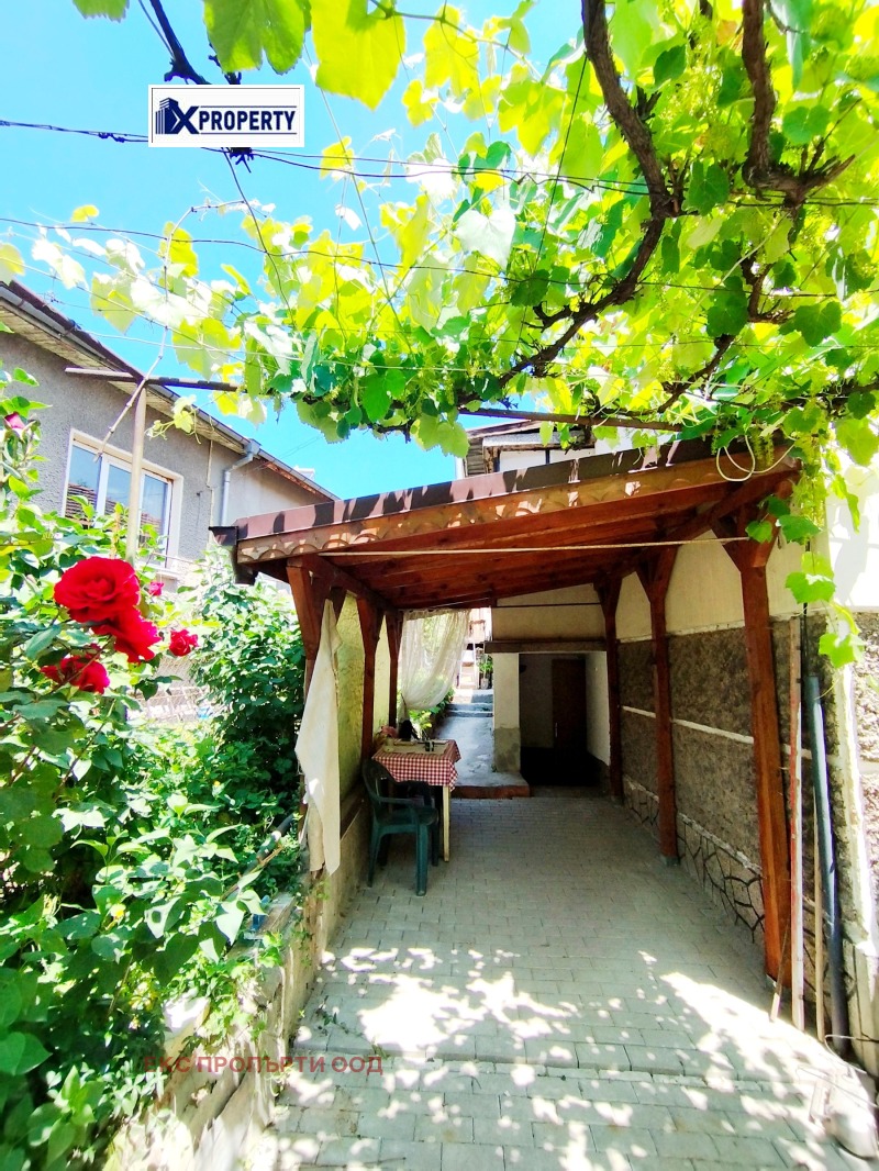 В аренду  Дом Перник , Димова махала , 48 кв.м | 97722704 - изображение [2]