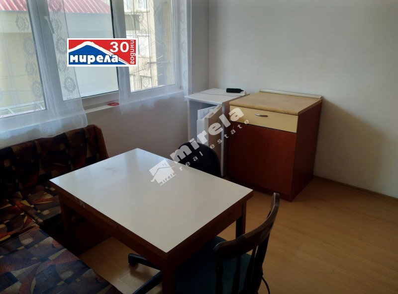 Дава под наем  1-стаен град Велико Търново , Акация , 35 кв.м | 81075657 - изображение [3]