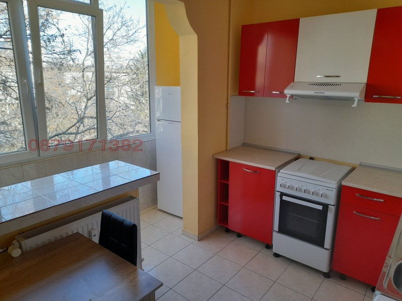 Vuokrattavana  1 makuuhuone Sofia , Nadežda 4 , 65 neliömetriä | 48786718 - kuva [3]