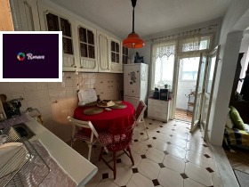 2 bedroom Grand Mol, Varna 3