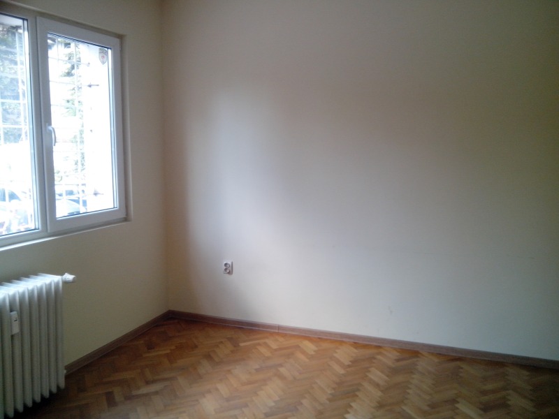 Издаје се  1 спаваћа соба Софија , Гео Милев , 80 м2 | 96226363 - слика [3]