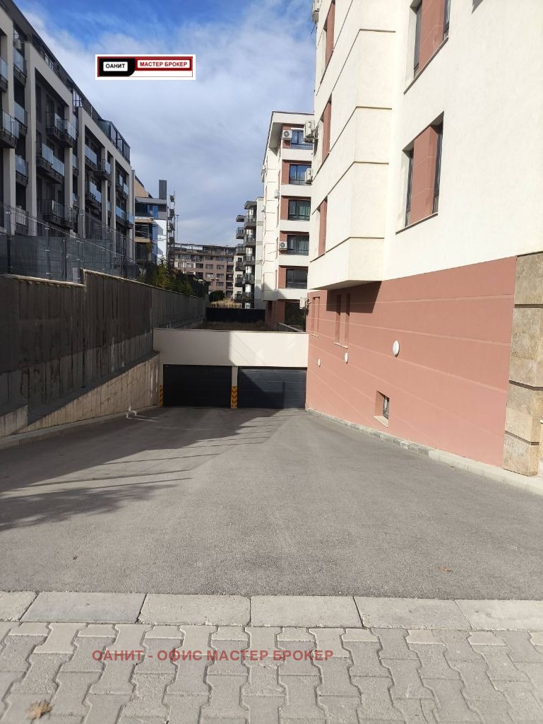 Дава под наем ГАРАЖ, ПАРКОМЯСТО, гр. София, Студентски град, снимка 3 - Гаражи и паркоместа - 52184641