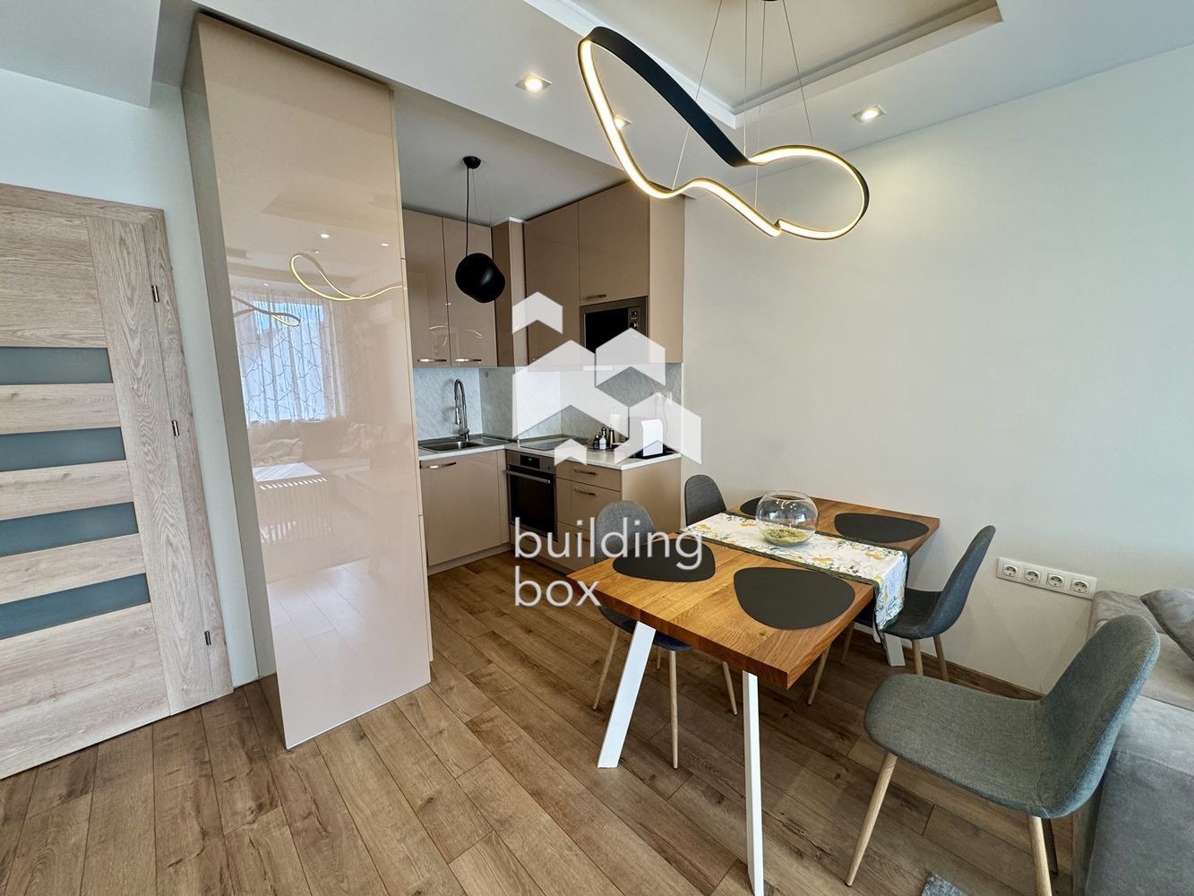 Дава под наем 2-СТАЕН, гр. София, Център, снимка 4 - Апартаменти - 54204629