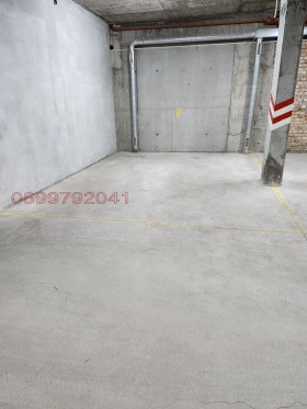 ГАРАЖ, ПАРКОМЯСТО, 19 m2