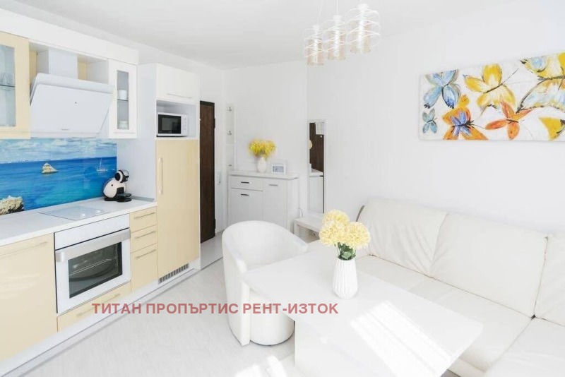 Дава под наем 2-СТАЕН, гр. Бургас, Център, снимка 3 - Апартаменти - 53429986