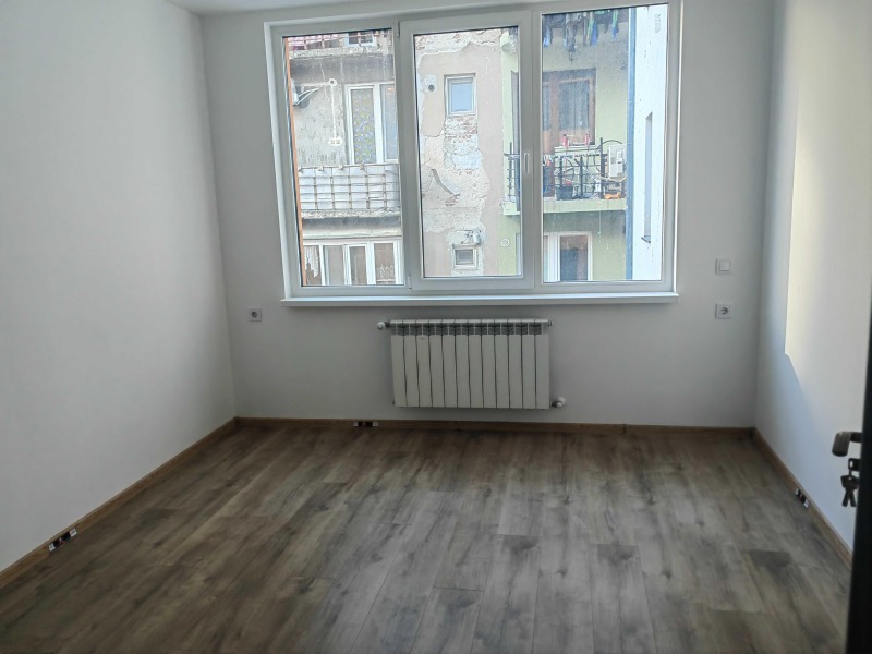 K pronájmu  3 ložnice Sofia , Centar , 120 m2 | 52591893 - obraz [10]