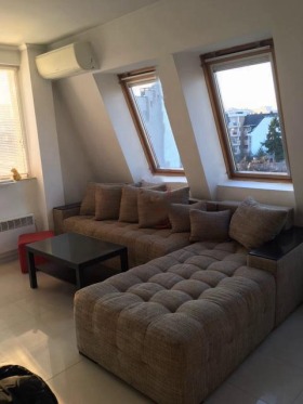 1 quarto Ovtcha kupel, Sofia