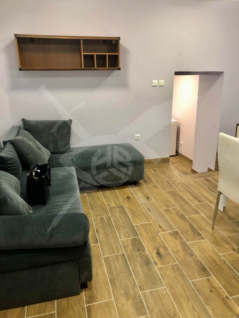 K pronájmu  1 ložnice Varna , Centar , 50 m2 | 56916145 - obraz [2]