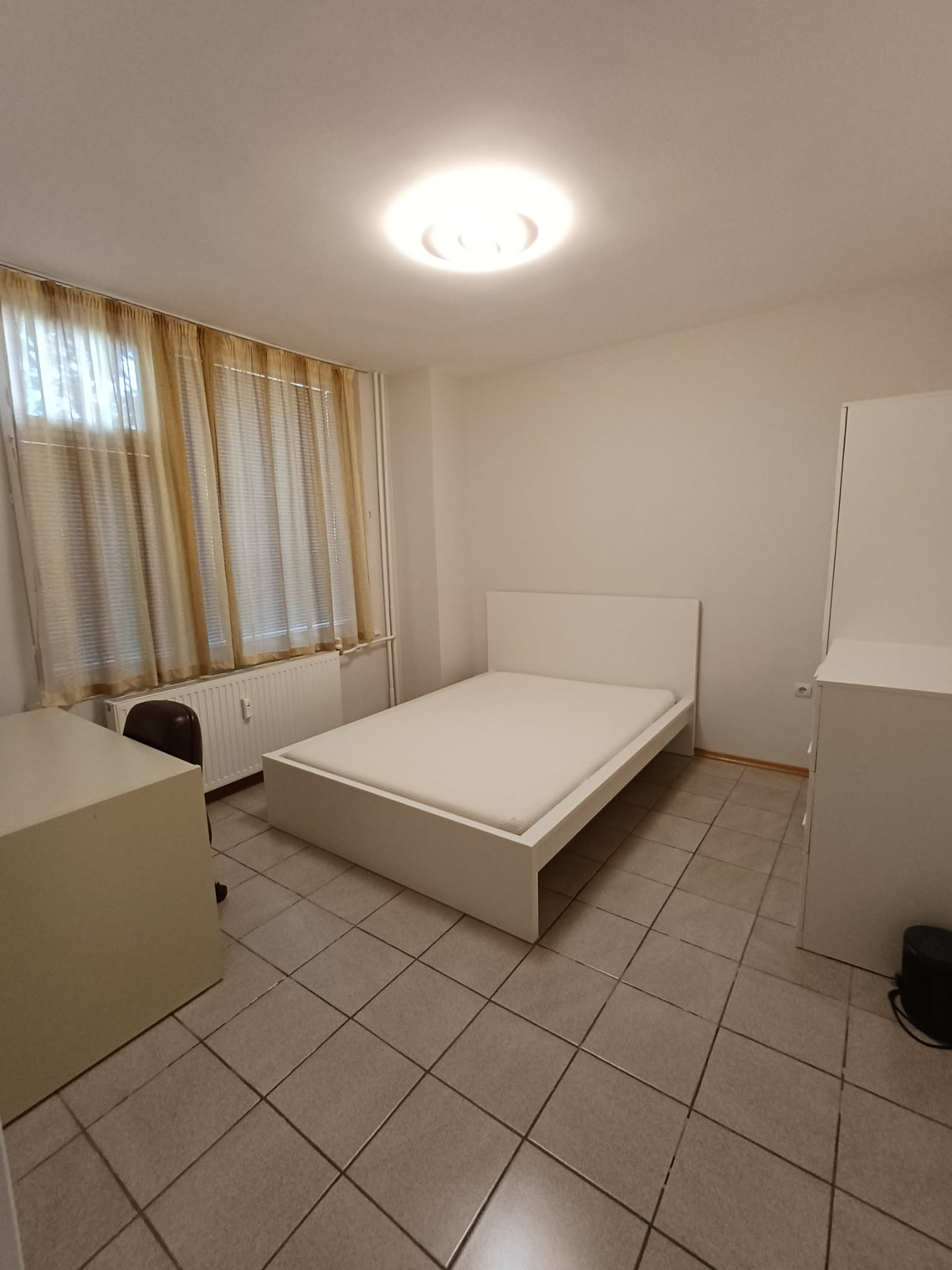 Дава под наем 3-СТАЕН, гр. София, Иван Вазов, снимка 9 - Апартаменти - 56098694