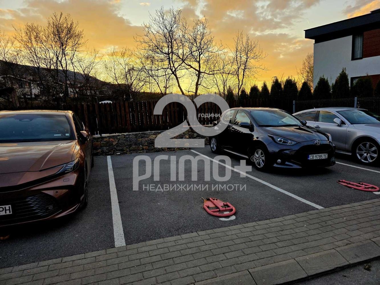 Дава под наем ГАРАЖ, ПАРКОМЯСТО, гр. София, Драгалевци