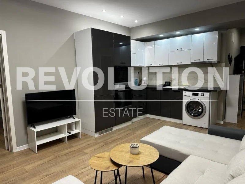 Дава под нем  2-стаен, град Варна, м-т Ален мак •  500 € • ID 28195510 — holmes.bg - [1] 