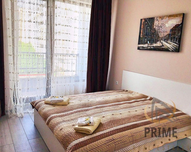 Дава под наем 2-СТАЕН, гр. Бургас, Изгрев, снимка 3 - Апартаменти - 52627945