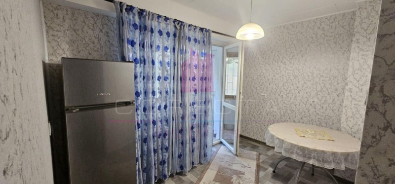 Kiadó  Stúdió Ruse , Zdravec Iztok , 44 négyzetméter | 62342574 - kép [6]