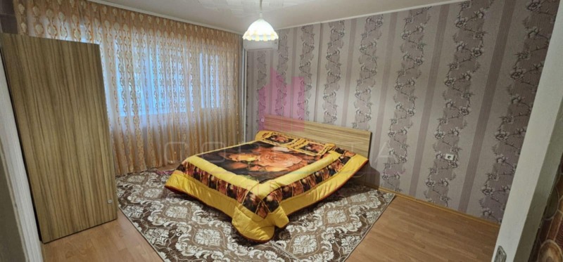 Kiadó  Stúdió Ruse , Zdravec Iztok , 44 négyzetméter | 62342574