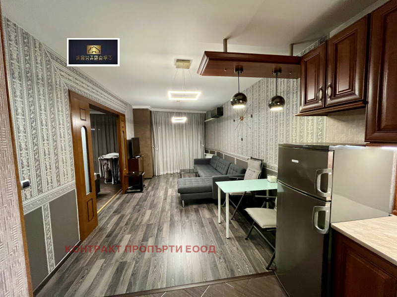 Дава под наем 2-СТАЕН, гр. София, Оборище