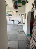 Дава под наем МАГАЗИН, с. Приселци, област Варна, снимка 3