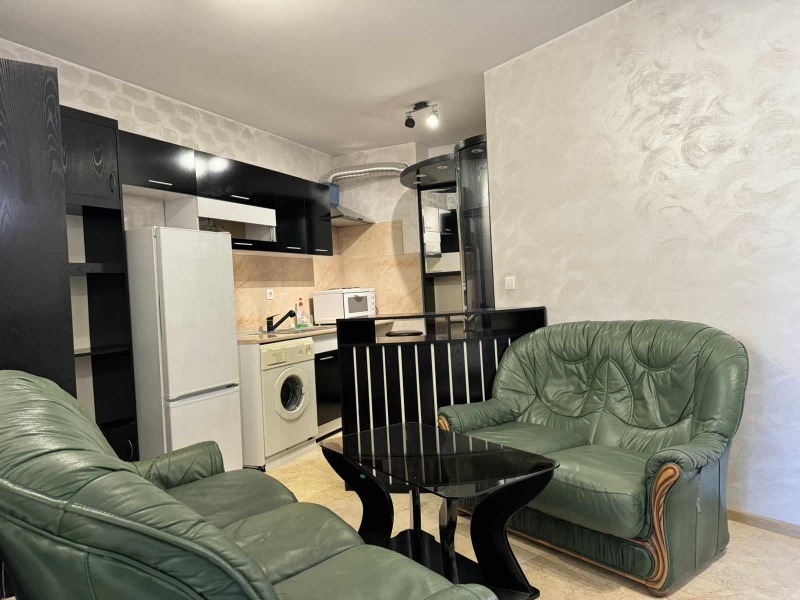 Дава под нем  2-стаен, град София, Младост 4 •  550 EUR • ID 87181518 — holmes.bg - [1] 