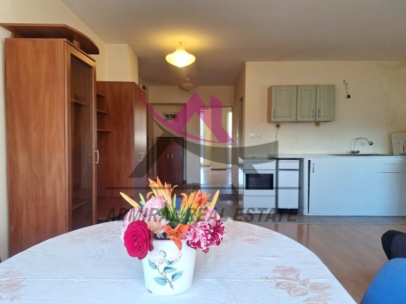 Para alugar  1 quarto Varna , Kolhozen pazar , 60 m² | 14596673