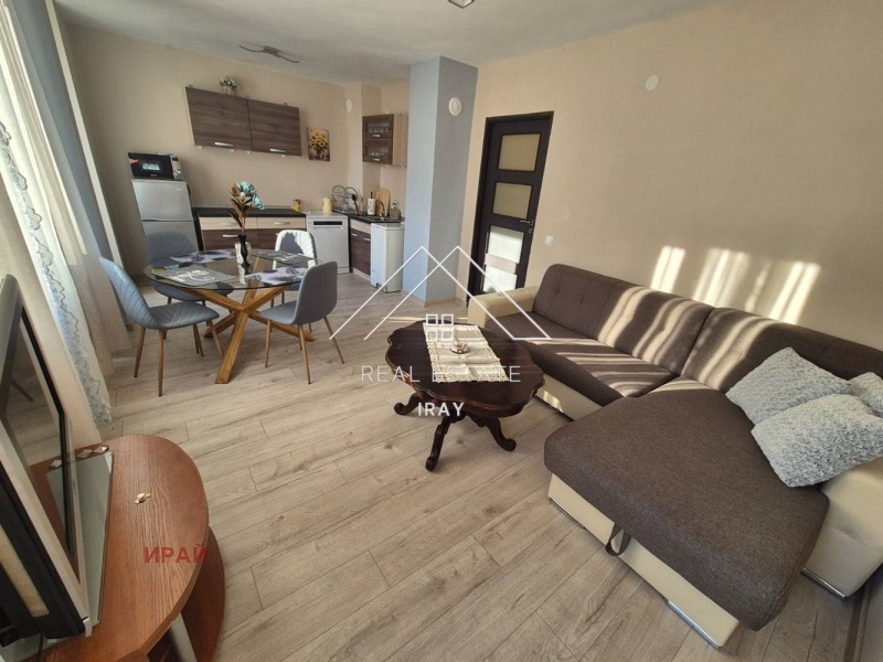 Издаје се  1 спаваћа соба Стара Загора , Центар , 65 м2 | 96073271