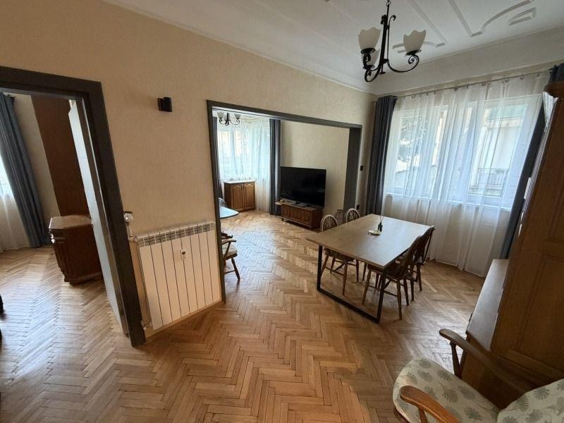 Дава под наем 2-СТАЕН, гр. София, Център, снимка 2 - Апартаменти - 55571492