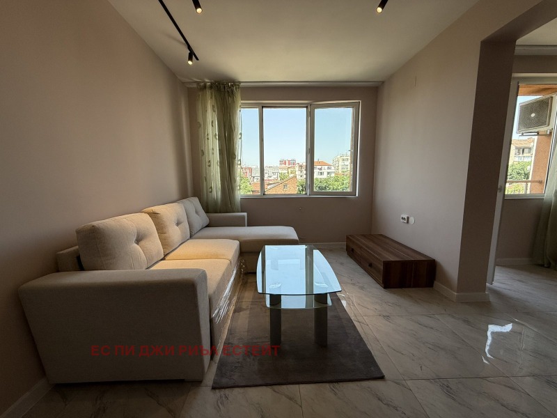 Kiadó  2 hálószobás Sofia , Centar , 95 négyzetméter | 78385416 - kép [6]