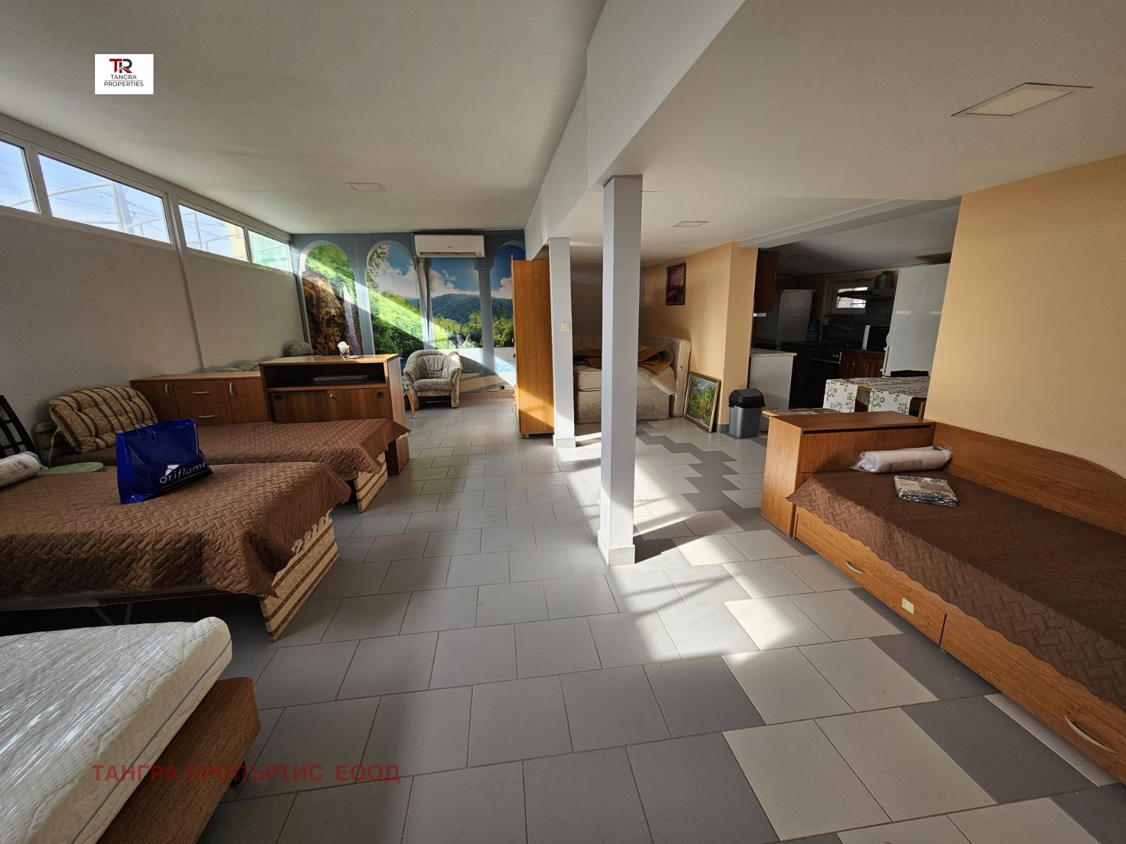 Дава под наем СТАЯ, гр. Радомир, област Перник, снимка 8 - Стаи под наем - 53997367