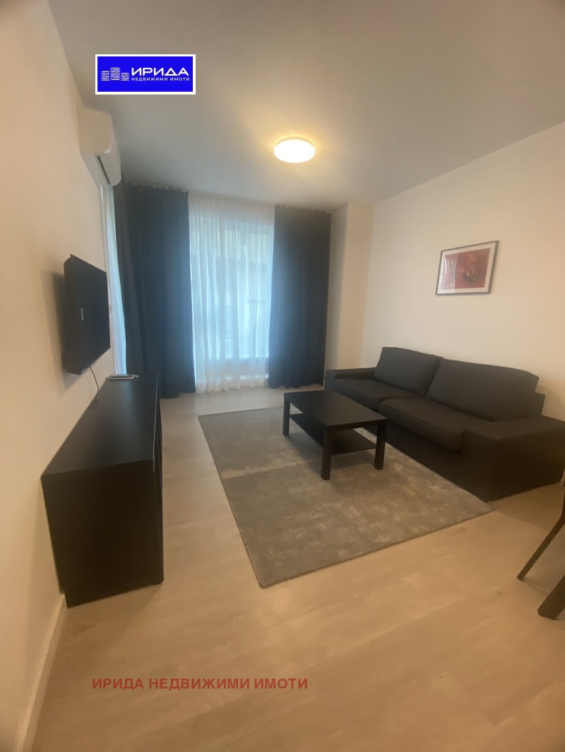 Дава под нем  2-стаен, град София, Витоша •  700 € • ID 41756412 — holmes.bg - [1] 