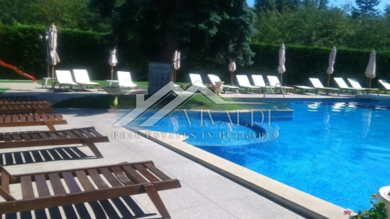 En renta  1 dormitorio Varna , k.k. Sv.Sv. Konstantin i Elena , 65 metros cuadrados | 67940665 - imagen [11]