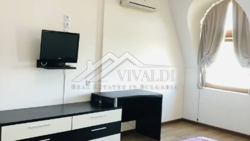 En renta  1 dormitorio Varna , k.k. Sv.Sv. Konstantin i Elena , 65 metros cuadrados | 67940665 - imagen [7]