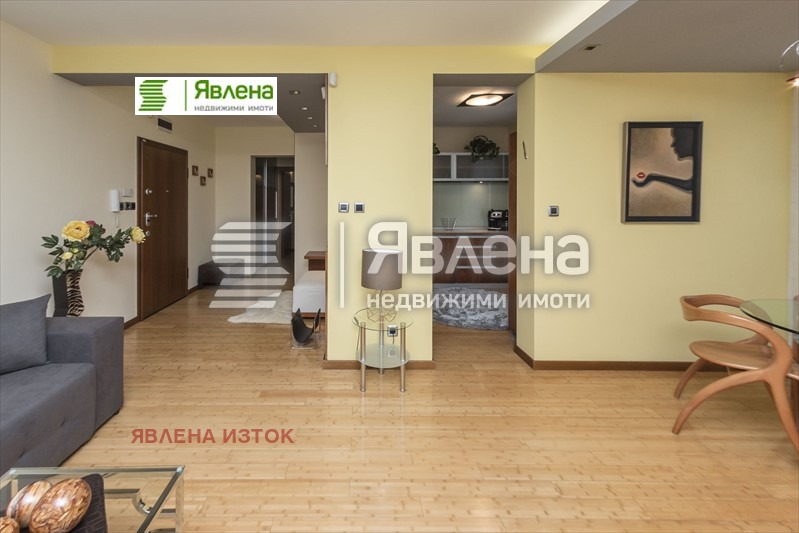 Дава под наем 2-СТАЕН, гр. София, Гоце Делчев, снимка 4 - Апартаменти - 54919307