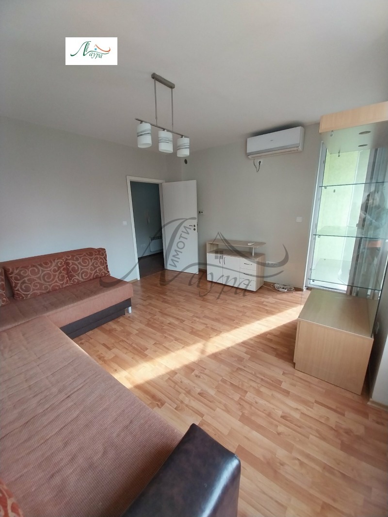 Дава под наем 2-СТАЕН, гр. Шумен, Център, снимка 5 - Апартаменти - 52657919