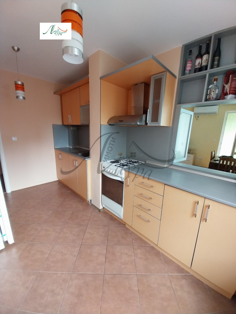 Дава под наем 2-СТАЕН, гр. Шумен, Център